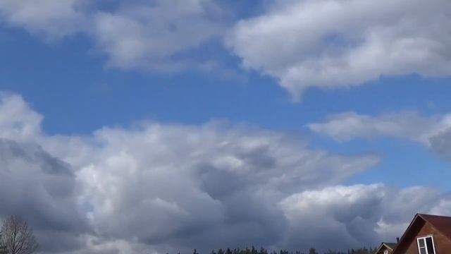 Кучево-дождевая конвекция и заряд снежно-ледяной крупы 26.04.2020 в Сосново смотреть онлайн