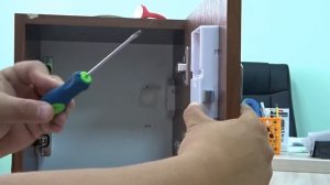 Установка эл.замка на шкафчик и прописка ключей