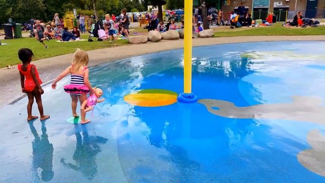 Игры с  Беби Бон Кукла Катя  Радужный Фонтан Детский Водный Парк Играем в Аквапарке Игры для девоче