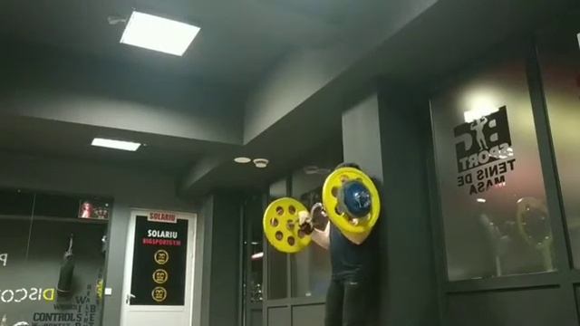 Бицепс строгий с изогнутым грифом 55*8*1! При весе 87 кг! 7.06.2021! смотреть онлайн