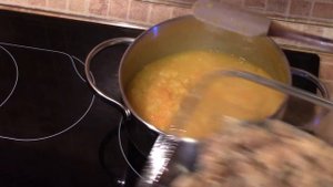 Готовлю третий раз и просят еще рыбного супа со сливками из консервированной горбуши