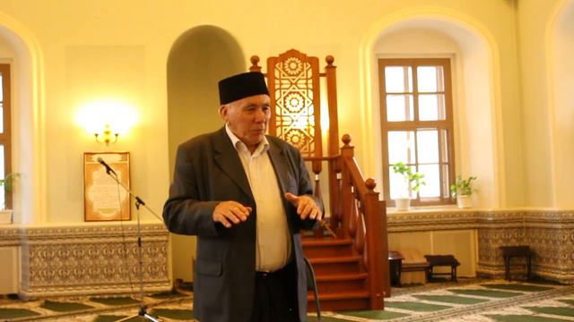 Ниаз хазрат Сабиров открывает вечер памяти Ишмухамета Динмухаметова в Апанаевской  мечети г. Казани