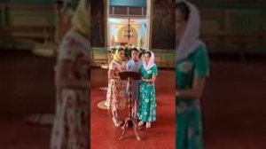 Н-пів К-П Лаври.Кондак праздника Успения Пресвятой Богородицы. Родинне тріо сестер Мельничук