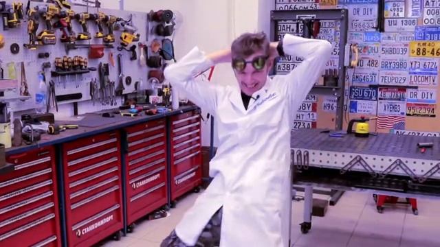 Доктор Дью танцует @doctordiy смотреть онлайн