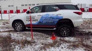 Внедорожный тест драйв Toyota Land Cruiser 200 Excalibur, Prado, Fortuner и Hilux