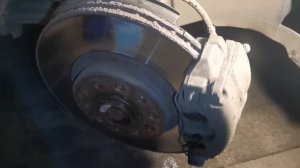 Замена тормозных дисков и колодок в круг. Skoda Superb 2, octavia, yeti шкода суперб, октавия, ети.
