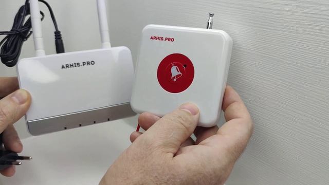 Кнопка для САНУЗЛА и ТУАЛЕТА, часы-пейджер, табло отображения вызова и усилитель сигнала ARHIS.PRO смотреть онлайн