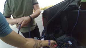 Улучшаем аудиосистему. Установка сабвуфера, Нищеброд на BMW