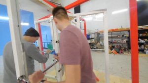 КТО ПОСЛЕДНИЙ ВЫЙДЕТ ИЗ КРУТЯЩЕЙСЯ ДВЕРИ, ПОЛУЧИТ 5000S!