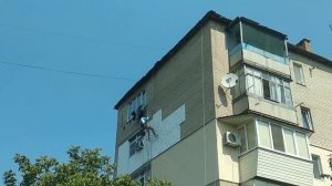 Сколько листов пенопласта приклеит 1 баллон клей-пены???