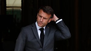 Песков ответил Макрону на обвинения России в дестабилизации Африки