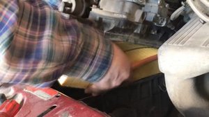 Замена воздушного фильтра на K-Jetronic audi 80 (VAG)