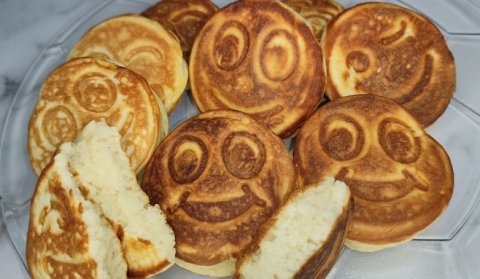 Оладьи ПЫШНЫЕ и вкусные: Такие веселые ладушки — оладушки понравятся всем РЕЦЕПТ на КЕФИРЕ