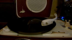 "Инес" (румба-фокстрот) оркестр.Грампласттрест Московский завод памяти 1905 года..