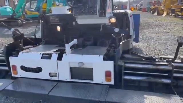 Асфальтоукладчик Mitsubishi MF41WD