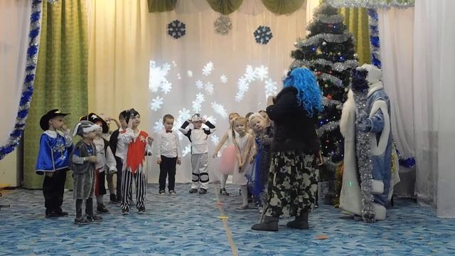 "Новоргодний утренник" средняя группа "Радуга" часть 2 смотреть онлайн