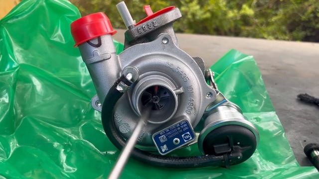 Swift Turbo Charger Failure (Blue Smoke & White Smoke) смотреть онлайн