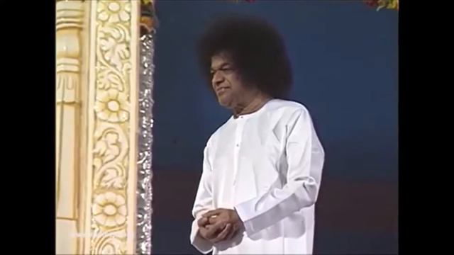 Samastha Loka Sukhino Bhavantu смотреть онлайн