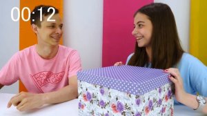 игры для девочек - Челлендж что в коробке - Видео для девочек