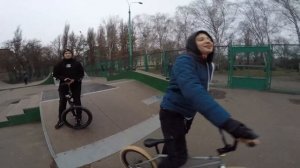 GAME OF BIKE/ДОСТАЛ КОЛЕНОМ ВЫНОС BSD STACKED/КАТАЕМ НА BMX В СКЕЙТПАРКЕ/ЗАКАЗЫВАЕМ БМХ ТРЮКИ