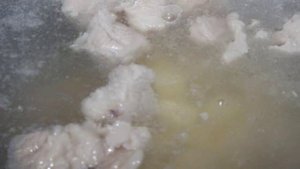 Суп со свининой, грибами и вермишелью