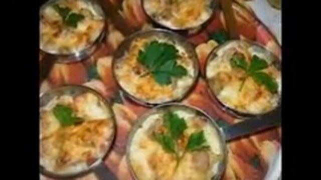Жульен с курицей и грибами. Рецепт под видео.
