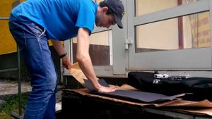 Как наклеить шкурку на скейт скейтборд