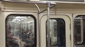 Метропоезд Санкт-Петербурга 8-72: метровагон 81-717.5П (ОЭВРЗ), б. 1126 - 2 линия (28.04.18)