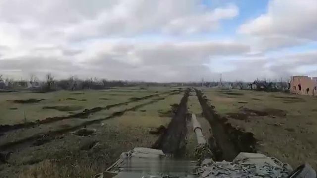 ?Танковый бой 11-го полка НМ ДНР от Андрея Филатова. смотреть онлайн