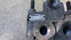 487 Ускорительный клапан 1425183