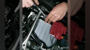 Toyota Yaris Cross Hybrid 2022 Battery 12V removal (negative termanial)