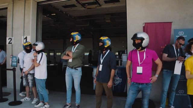 RoadShow 2022: Ideal Standard Ferrari Experience смотреть онлайн