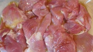 Индейка кусочками, запеченная в духовке