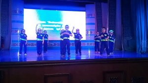 Танец полиция