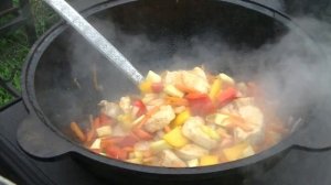 МАКАРОНЫ ПО ЛЕТНЕМУ С ОВОЩАМИ в КАЗАНЕ на костре