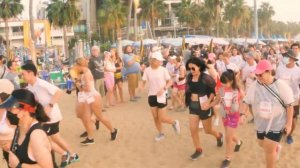 Best Race in the World: Pattaya Bikini Beach Race 2022 - Amazing Things to do in Pattaya, Thailand!