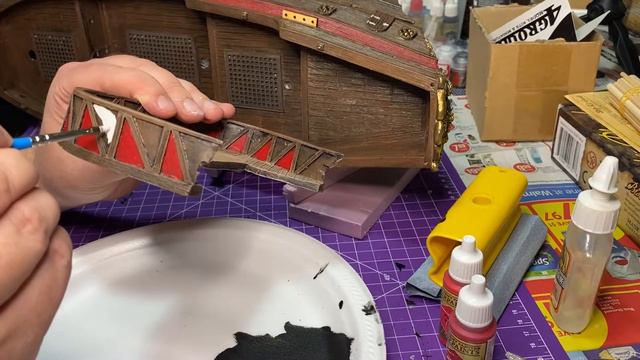 Building and painting tutorial of a Blood & Plunder Galleon in the Plunder Den. смотреть онлайн