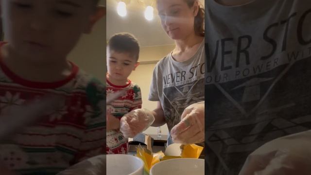 Вася готовит по рецепту Пасха “Три шоколада”