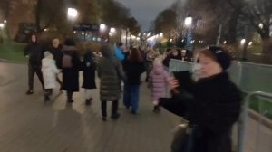 #832.В Кремлёвский дворец,через Красную площадь,Никольскую ул и Александровский сад.