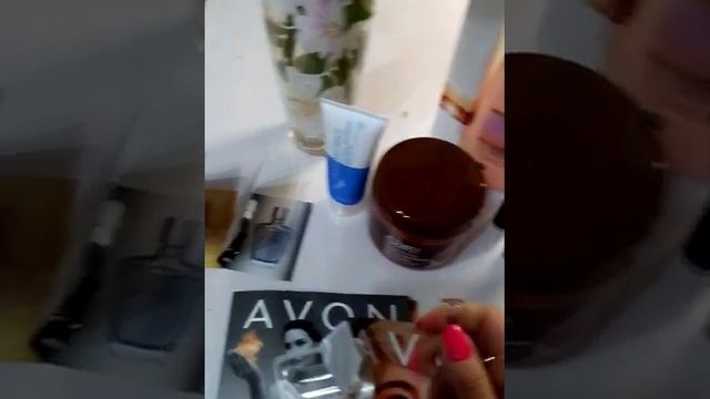 Обзор новинок из каталога 14/2019 компании AVON смотреть онлайн