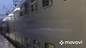 Казанский железнодорожный вокзал. Двухэтажные российские  поезда . Москва .