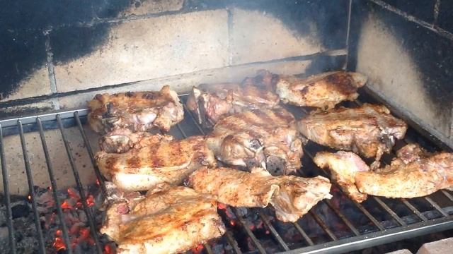 Решетка гриль из нержавейки от www.kaminochag.ru смотреть онлайн