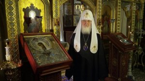 Патриарх Кирилл обратился к верующим с просьбой пока воздержаться от похода в церковь