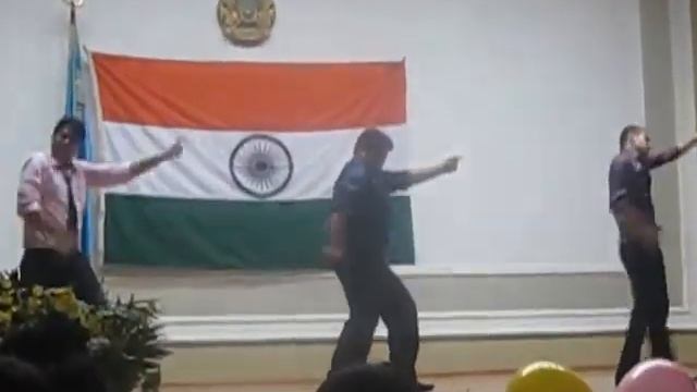 студенты. в ритме танца индия смотреть онлайн