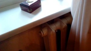 Удаляем воздух из радиаторов отопления при помощи крана Маевского