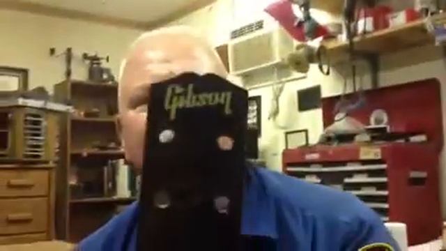 Mark Turvey's Gibson Melody Maker смотреть онлайн