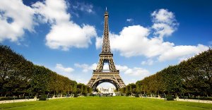 Прогулка по Эйфелевой башне, Париж.