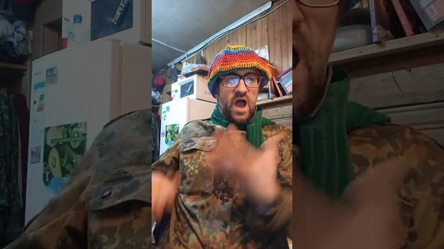 Звери не поделили суп-пюре. Стихи смотреть онлайн