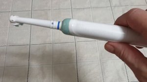 Зубная щётка Oral-B Орал-би не чистит