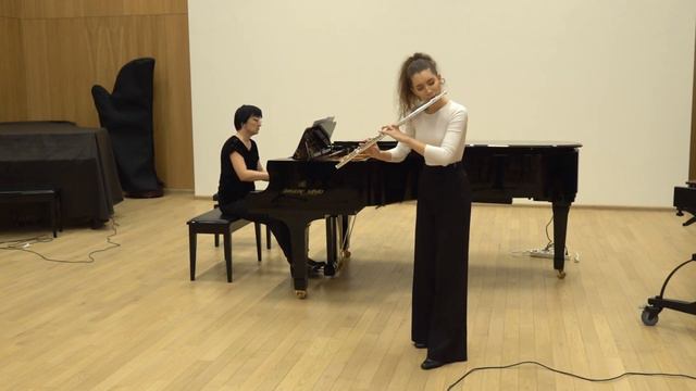 И.С. Бах Соната 1 (си минор) для флейты и фортепиано, Морозова Арина - флейта смотреть онлайн